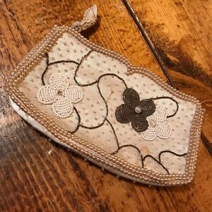 Elegant Beaded Floral Clutch